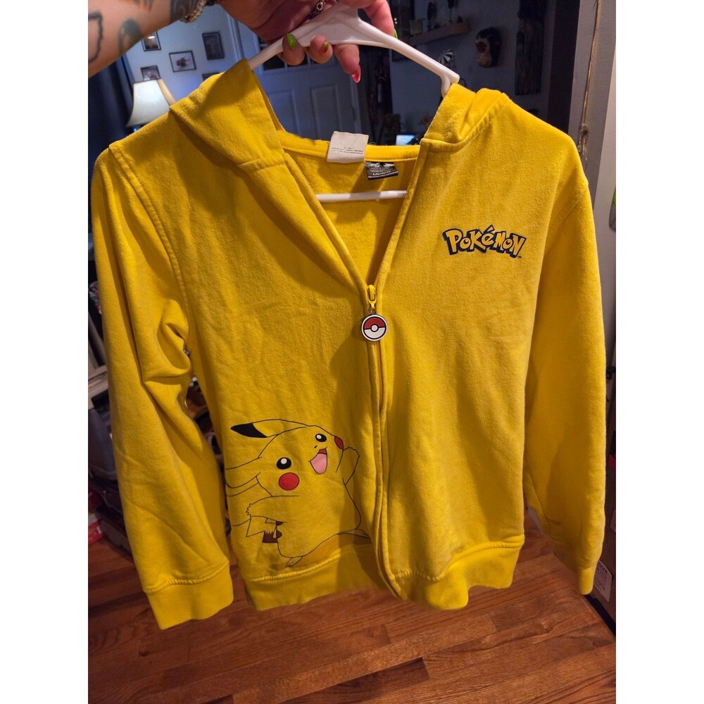 Pokémon Pikachu Zip-Up Hoodie Size Large (Boys)